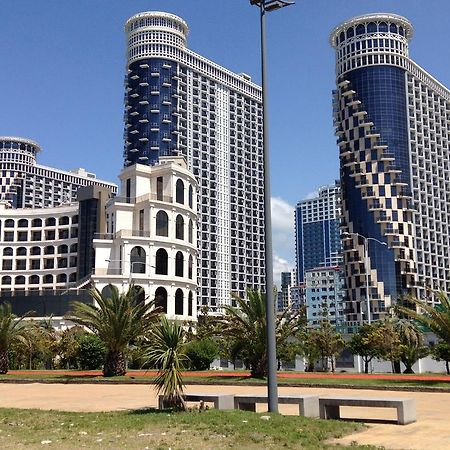 Apart Hotel Orbi Sea Towers Batumi Exterior photo