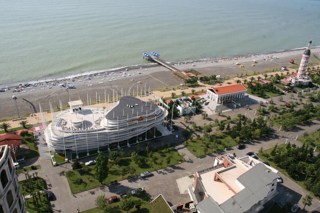 Apart Hotel Orbi Sea Towers Batumi Exterior photo