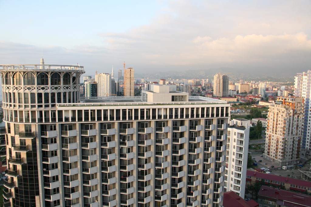 Apart Hotel Orbi Sea Towers Batumi Exterior photo