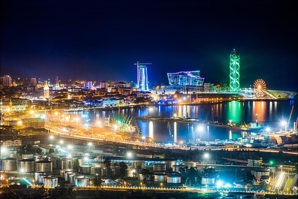 Apart Hotel Orbi Sea Towers Batumi Exterior photo