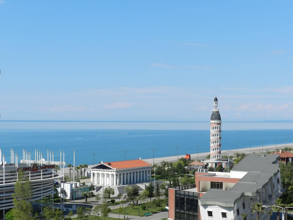 Apart Hotel Orbi Sea Towers Batumi Exterior photo